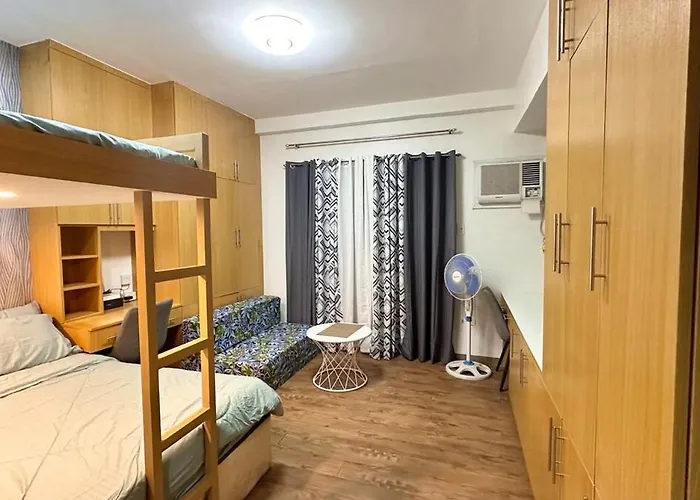3 Mins From Airport Pool Access Wi-fi Tv Gym Apartment