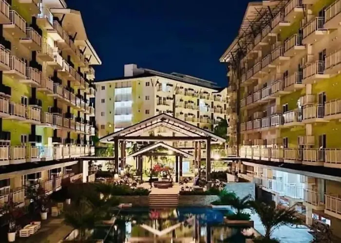 3 Mins From Airport Pool Access Wi-fi Tv Gym * Pajo